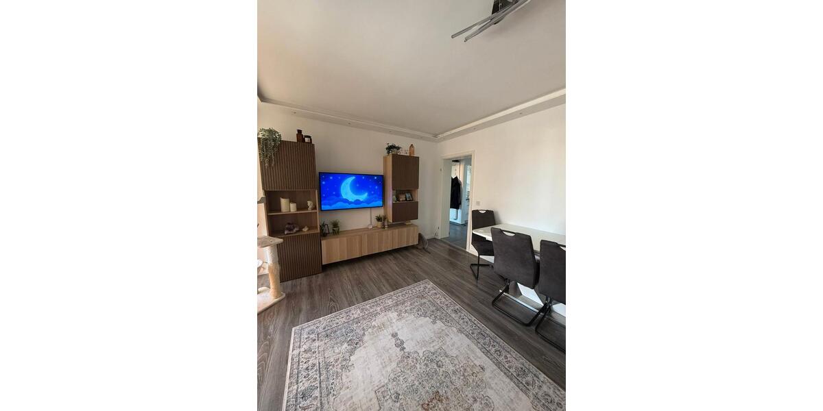 Etagenwohnung Traunreut Irsing - 6 Zimmer, 150 m&sup2;, 450.000&euro; | Angebot:26552015