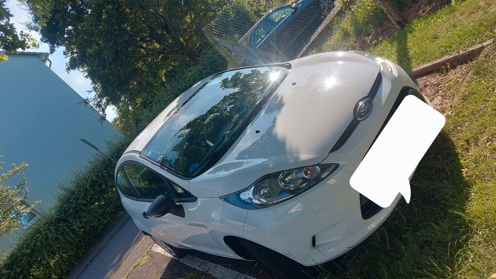 Ford Fiesta 168.000 km 2.900 &euro; Hessisch Lichtenau 37235