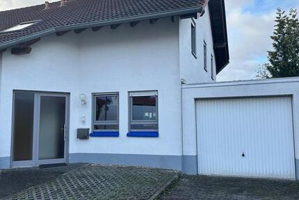 Haus Mehlingen - 3.5 Zimmer, 140 m&sup2;, 1.500&euro; | Angebot:26356085