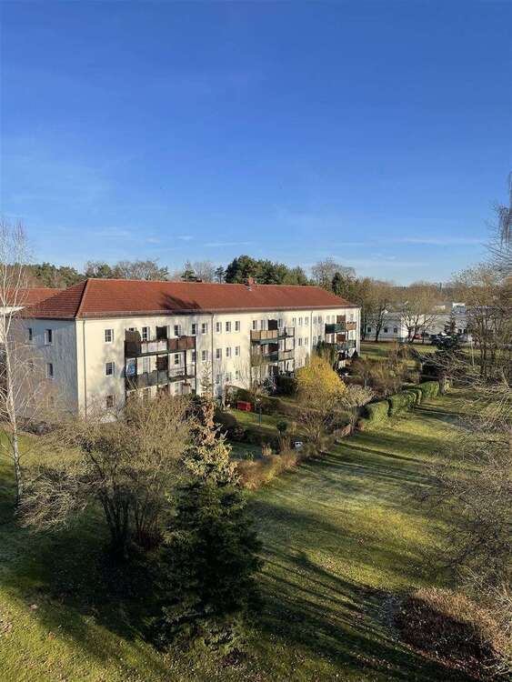 Wohnung zum Mieten in Schwerin 480 € 64.85 m²