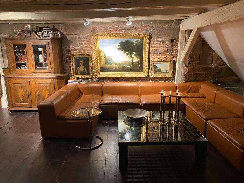 Haus zum Kaufen in Nürnberg 1.750.000 € 200 m²