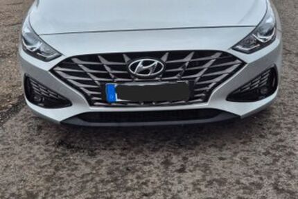 Hyundai i30 176.000 km 13.500 &euro; Bergheim 50129