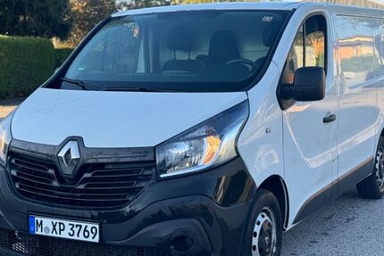Renault Trafic 163.000 km 5.999 &euro; München 81549