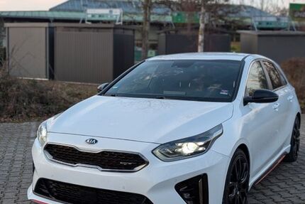 Kia ceed / Ceed 86.000 km 22.200 &euro; Friedrichshafen 88045