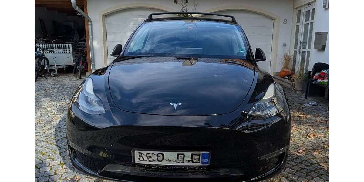 Tesla Model Y 86.500 km 35.900 € Prittriching 86931
