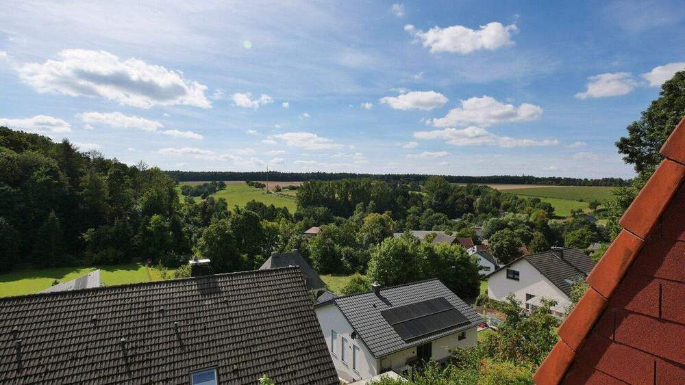 Einfamilienhaus Bad Wünnenberg Fürstenberg - 6 Zimmer, 218 m&sup2;, 289.000&euro; | Angebot:25688043