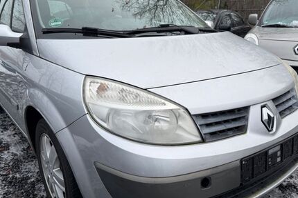 Renault Scenic 154.000 km 2.700 &euro; Berlin 12109