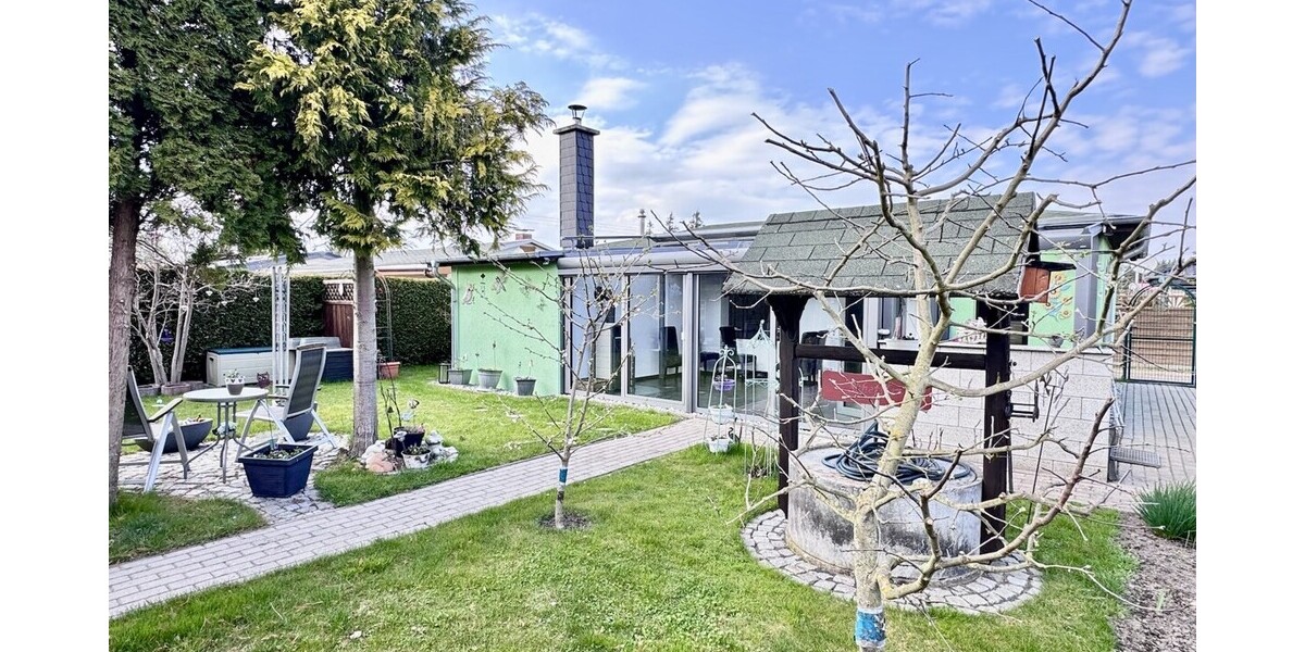 HORN IMMOBILIEN ++ Einfamilienhaus mit Wintergarten, Kamin und Gästehaus in Krugsdorf bei Pasewalk - Einfamilienhaus Krugsdorf | Angebot:26339663