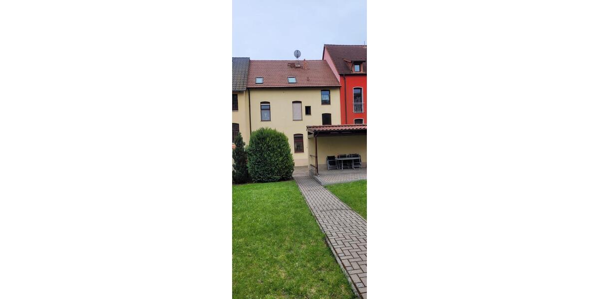 Etagenwohnung Eisleben (Lutherstadt) - 2 Zimmer, 66 m&sup2;, 396&euro; | Angebot:26405521