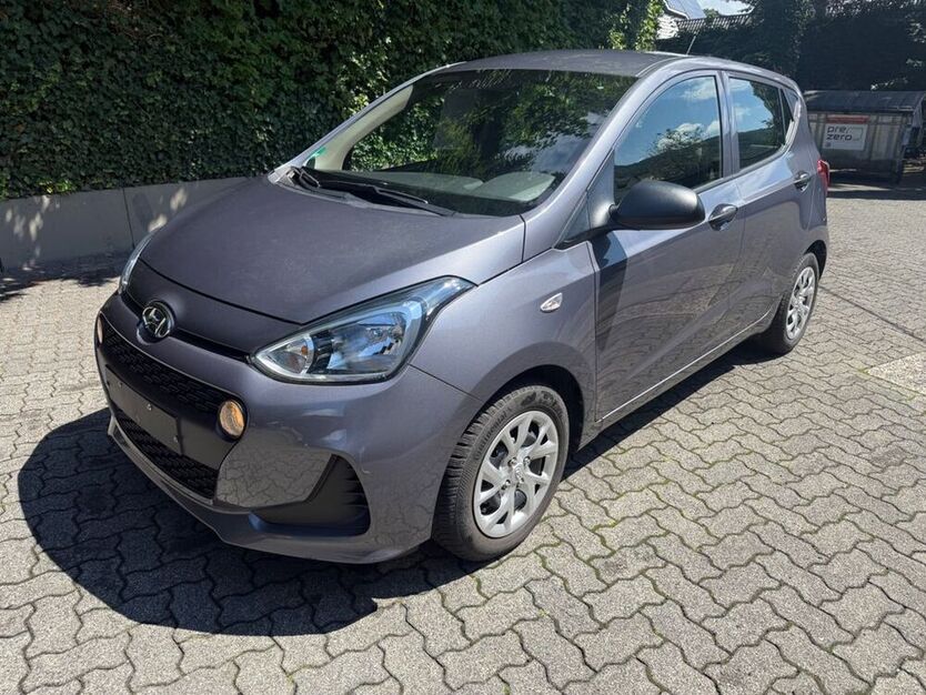 i10