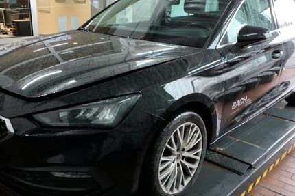 Seat Leon 84.293 km 20.450 &euro; Goslar 38642