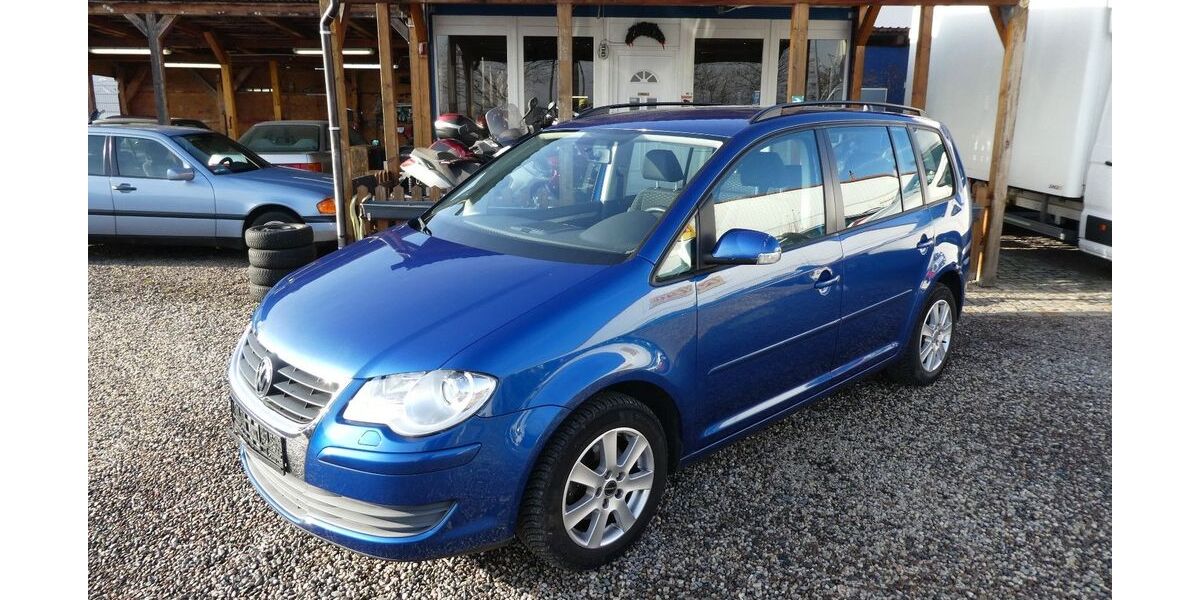 VW Touran 146.330 km 4.990 &euro; Dresden 01219