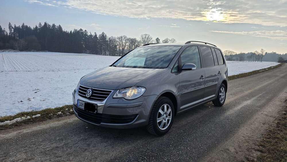 VW Touran 222.179 km 4.999 &euro; Markt Indersdorf 85229