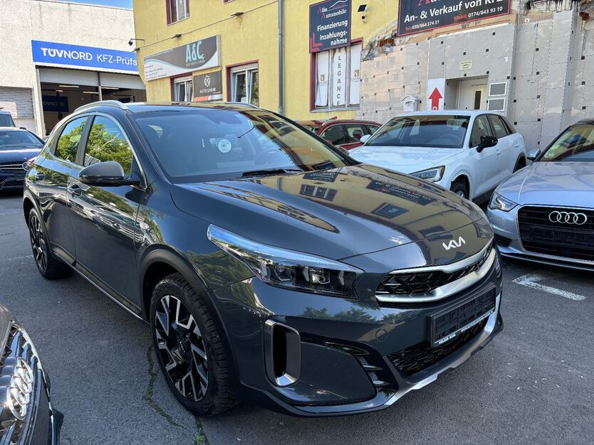 Kia XCeed 3.915 km 20.490 € Berlin 12099