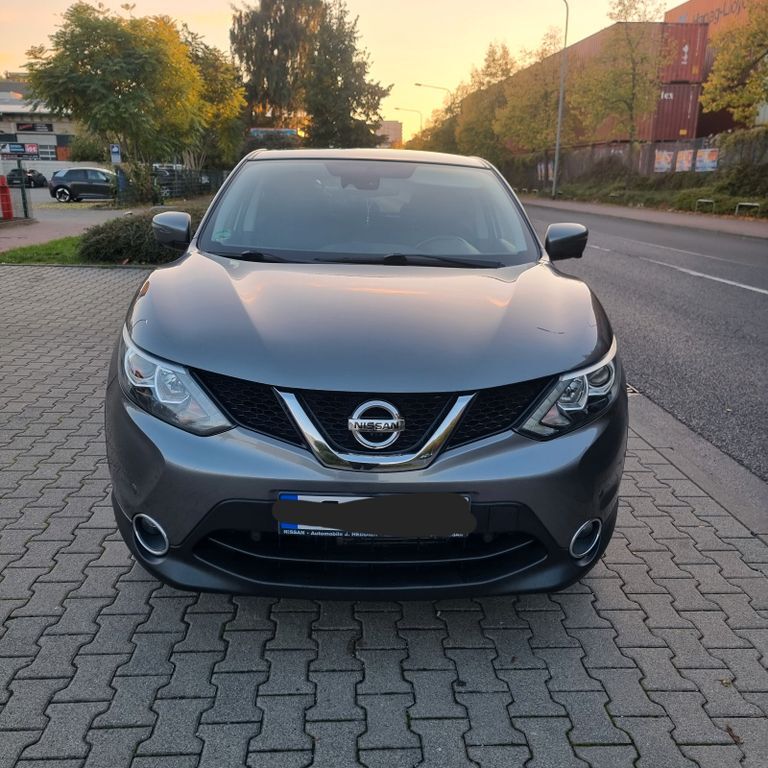 Nissan Qashqai 222.000 km 10.500 € Holzwickede 59439