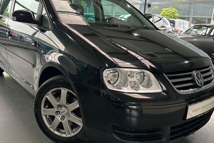 VW Touran 272.000 km 2.990 &euro; Forchtenberg 74670