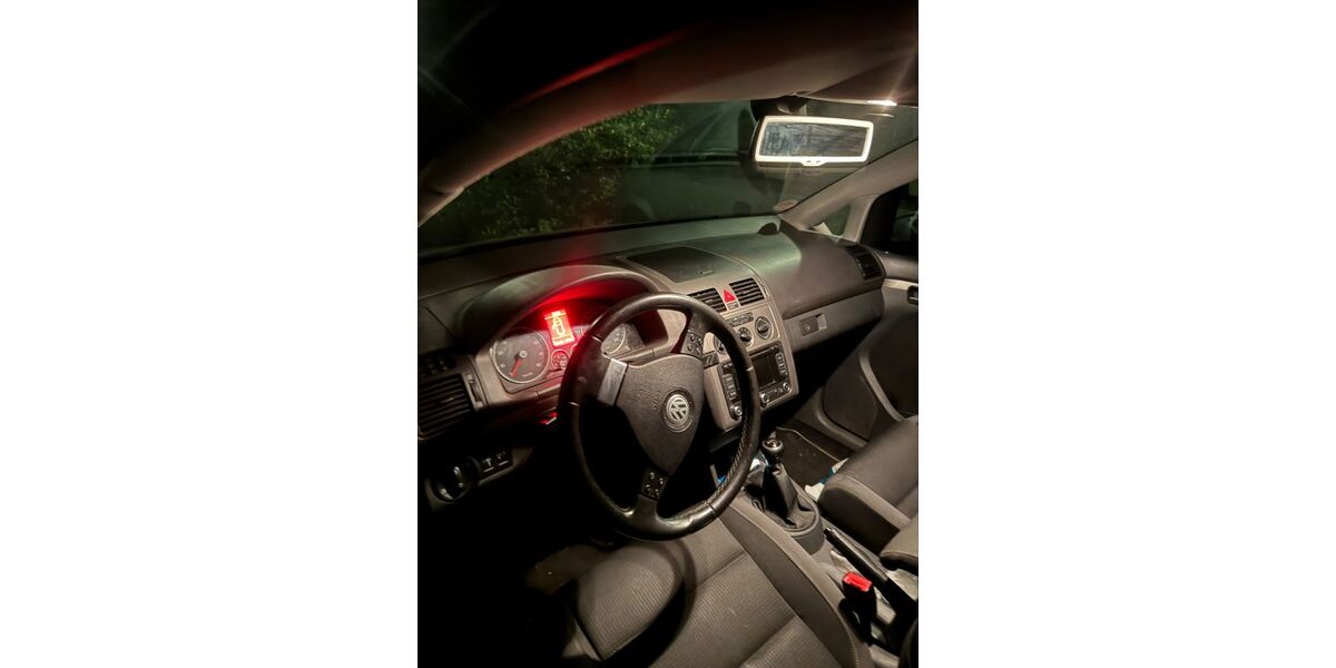 VW Touran 160.000 km 5.600 &euro; Pfullingen 72793