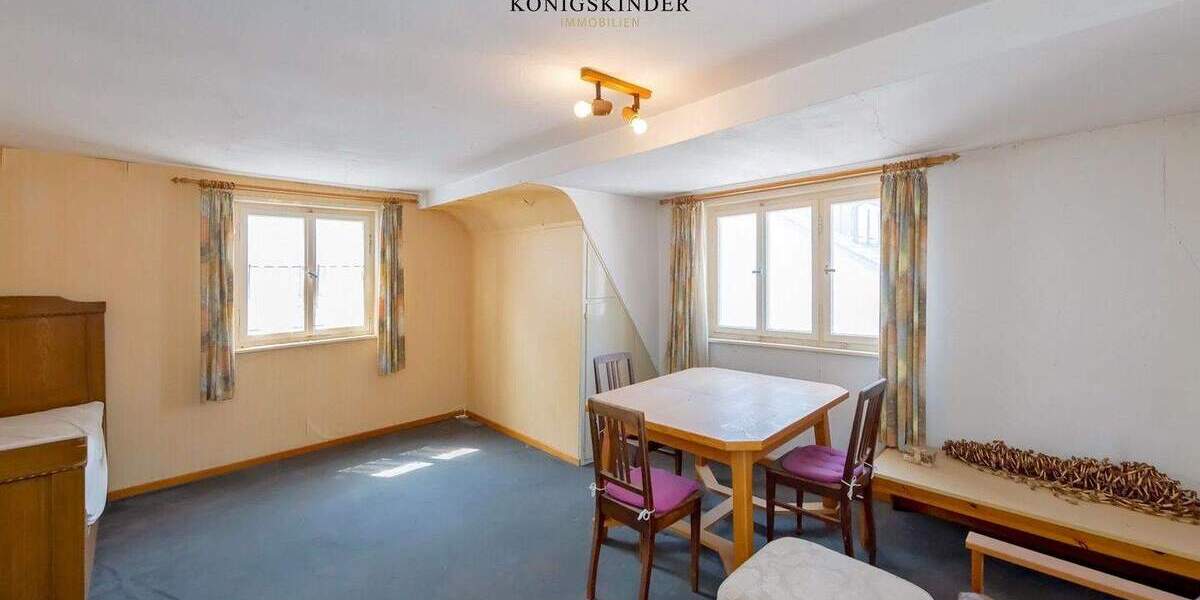 Mehrfamilienhaus, Wohnhaus Kernen im Remstal Stetten - 9 Zimmer, 300 m&sup2;, 399.000&euro; | Angebot:24834877