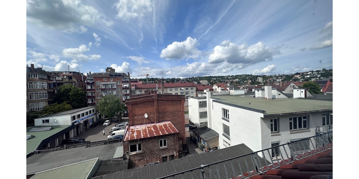 3 Zi.-DG-Wohnung mit Fernsicht in Top Lage von Stuttgart West Nähe Hölderlinplatz - Dachgeschoßwohnung Stuttgart Stuttgart-West | Angebot:26829496