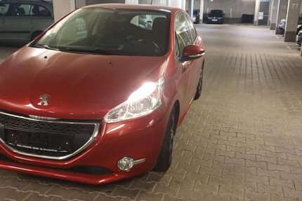 Peugeot 208 51.877 km 5.500 &euro; Stuttgart 70437