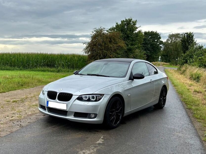 320