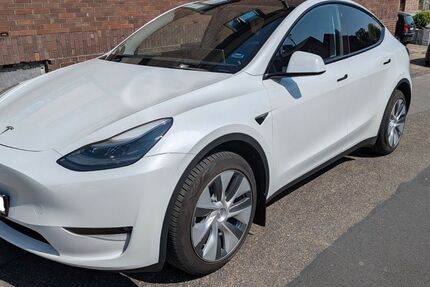 Tesla Model Y 37.500 km 36.999 &euro; Herzogenrath 52134
