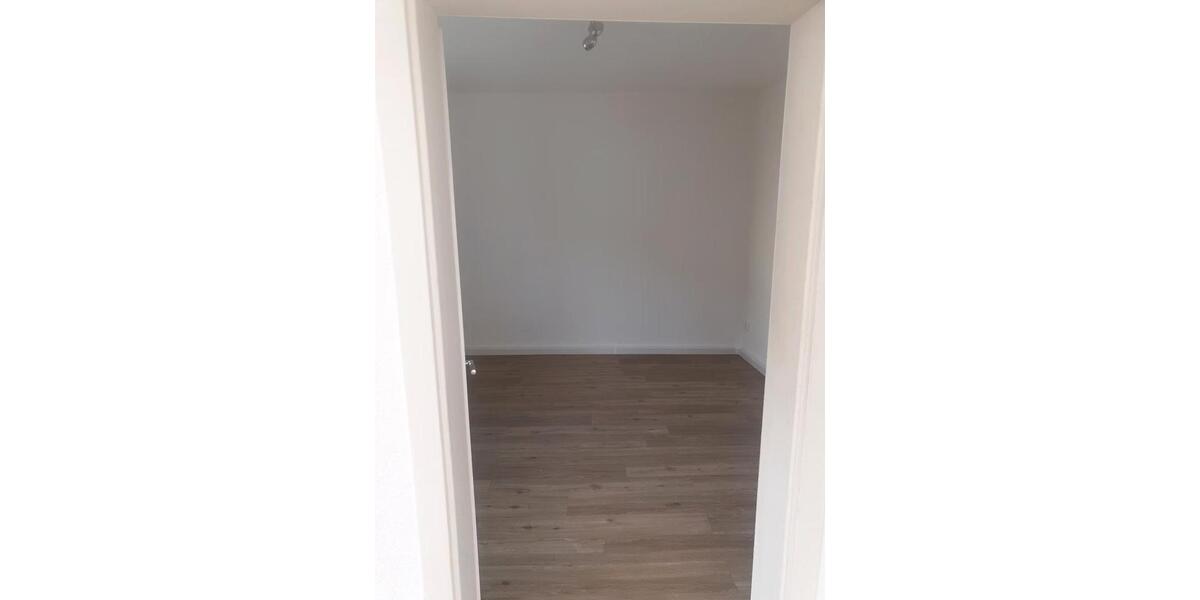 Erdgeschoßwohnung Bördeland - 4 Zimmer, 90 m&sup2;, 486&euro; | Angebot:26365711