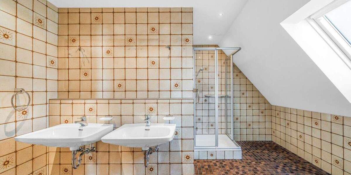 Einfamilienhaus Erding Klettham - 8 Zimmer, 297 m&sup2;, 1.500.000&euro; | Angebot:25879597