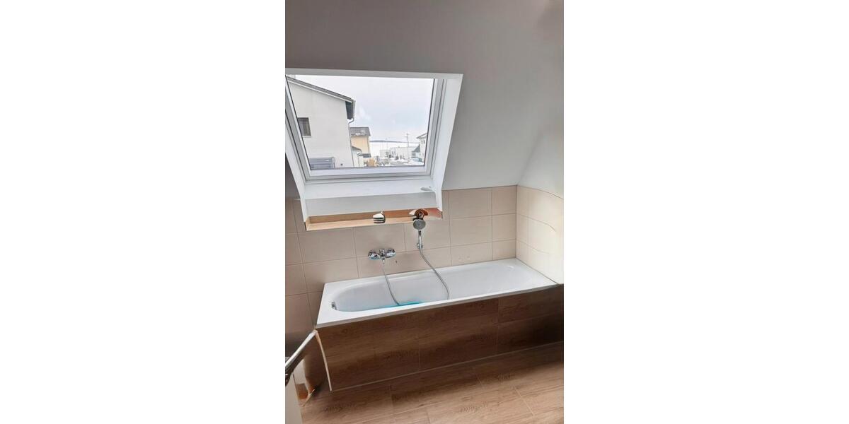 Doppelhaushälfte Hohenroth - 4.5 Zimmer, 122 m&sup2;, 1.195&euro; | Angebot:26317359