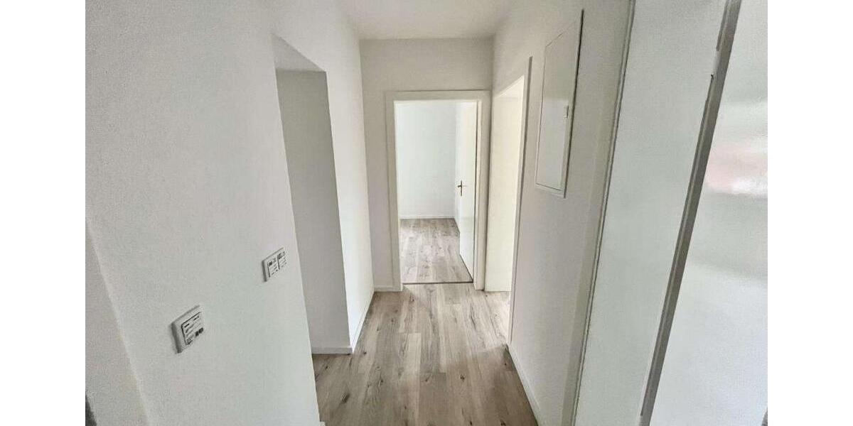 Etagenwohnung Bestwig - 3 Zimmer, 72 m&sup2;, 490&euro; | Angebot:26249893