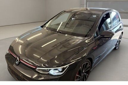VW Golf 63.321 km 29.980 &euro; Krefeld 47805