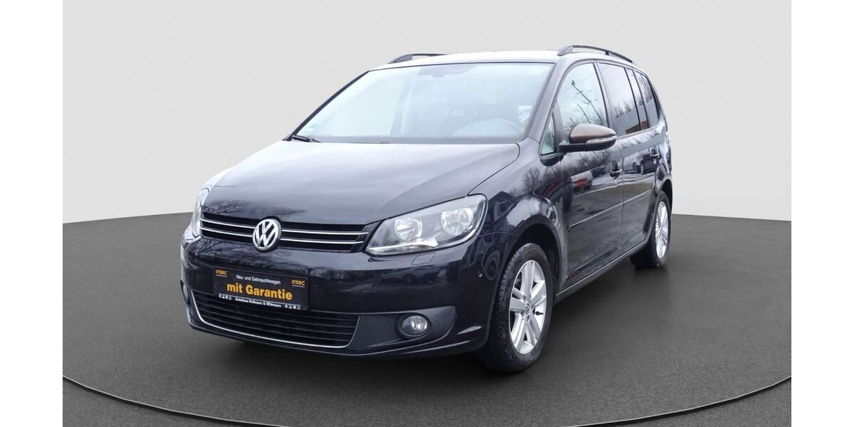 VW Touran 124.980 km 11.490 &euro; Löhne 32584