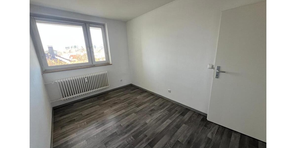 Etagenwohnung Wunsiedel - 4 Zimmer, 91 m&sup2;, 620&euro; | Angebot:25378284