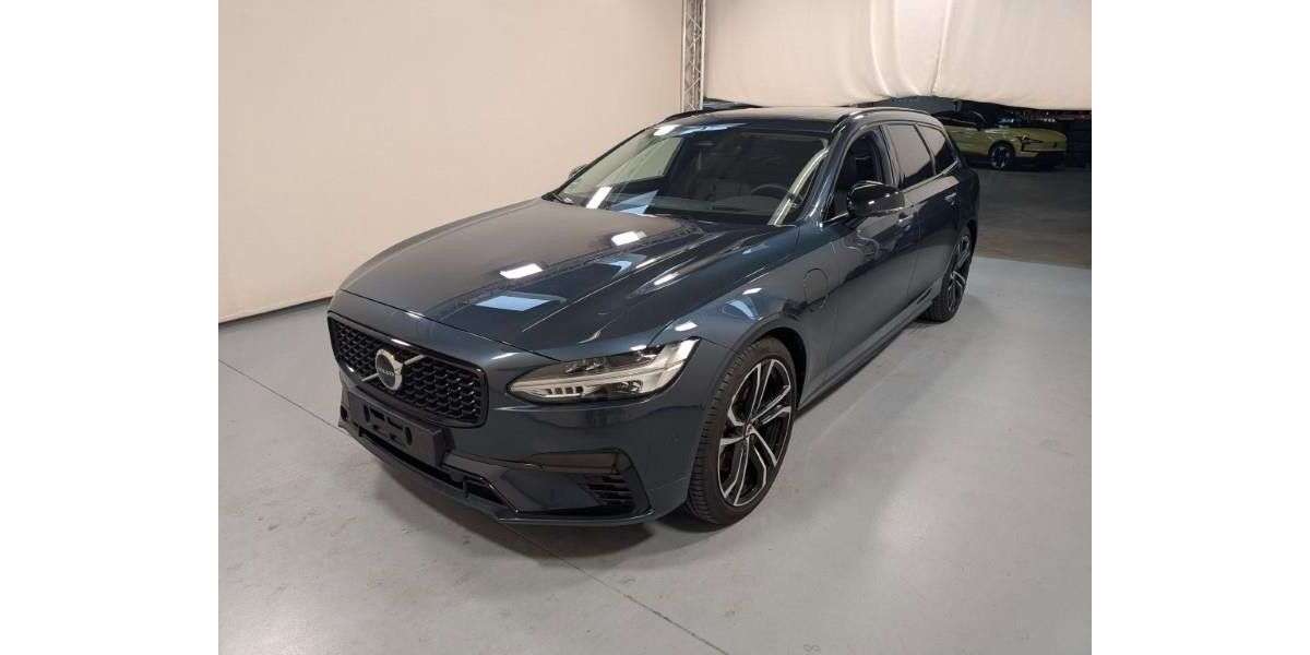 Volvo V90 15.000 km 51.450 &euro; Amberg 92224