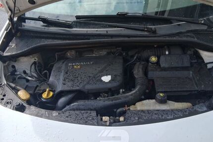 Renault Clio 236.000 km 800 &euro; Gerach 96161