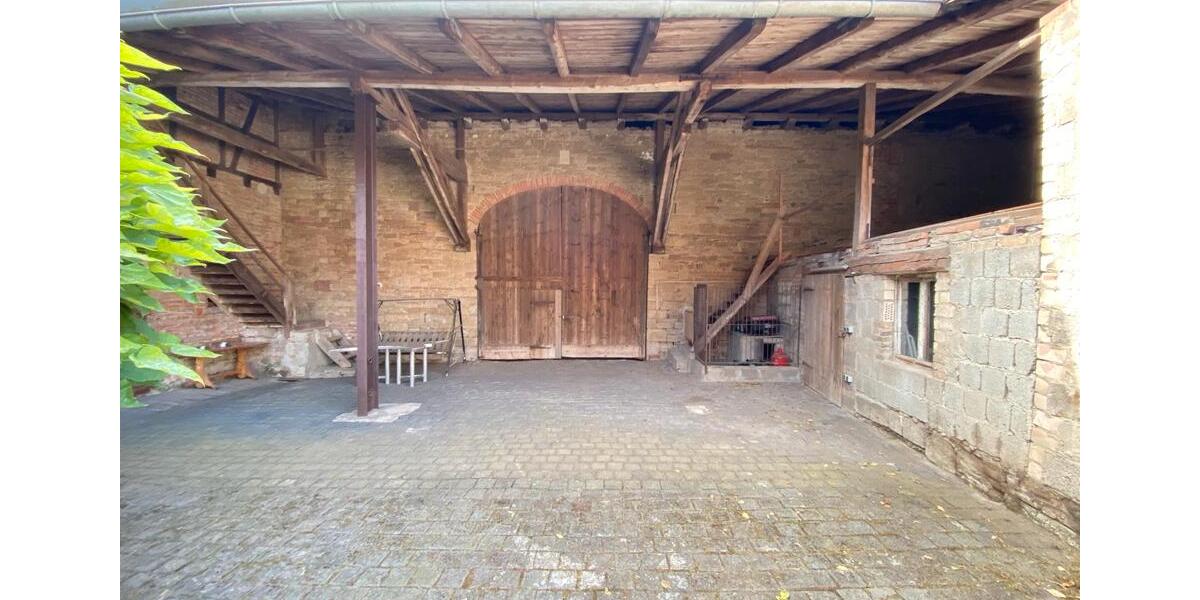 Bauernhaus, Landhaus Eisleben (Lutherstadt) - 9 Zimmer, 173 m&sup2;, 135.000&euro; | Angebot:27091649