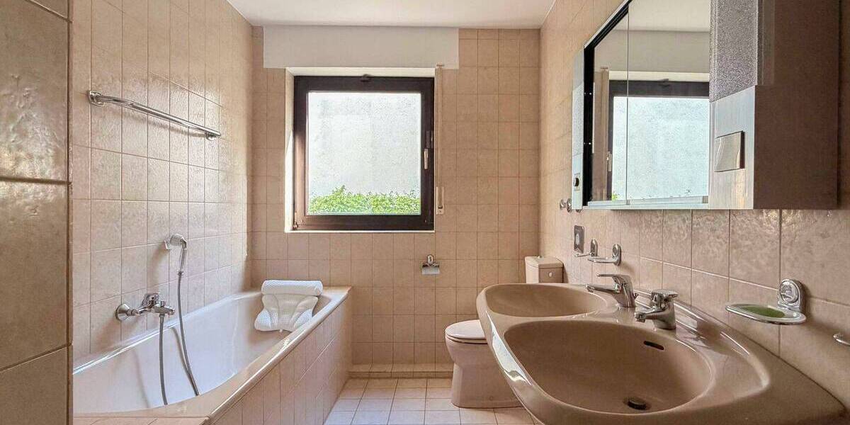 Etagenwohnung Köln Porz - 4 Zimmer, 134 m&sup2;, 499.000&euro; | Angebot:26689242