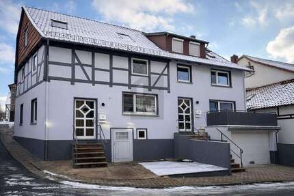 Haus Dassel - 12 Zimmer, 315 m&sup2;, 99.000&euro; | Angebot:25549476