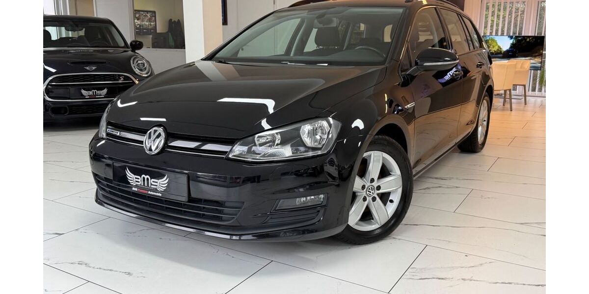 VW Golf 159.062 km 8.975 &euro; Sinzig 53489