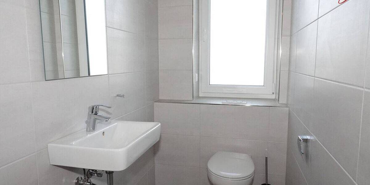 Etagenwohnung Wiesmoor Wiesederfehn - 3 Zimmer, 100 m&sup2;, 1.100&euro; | Angebot:25938375