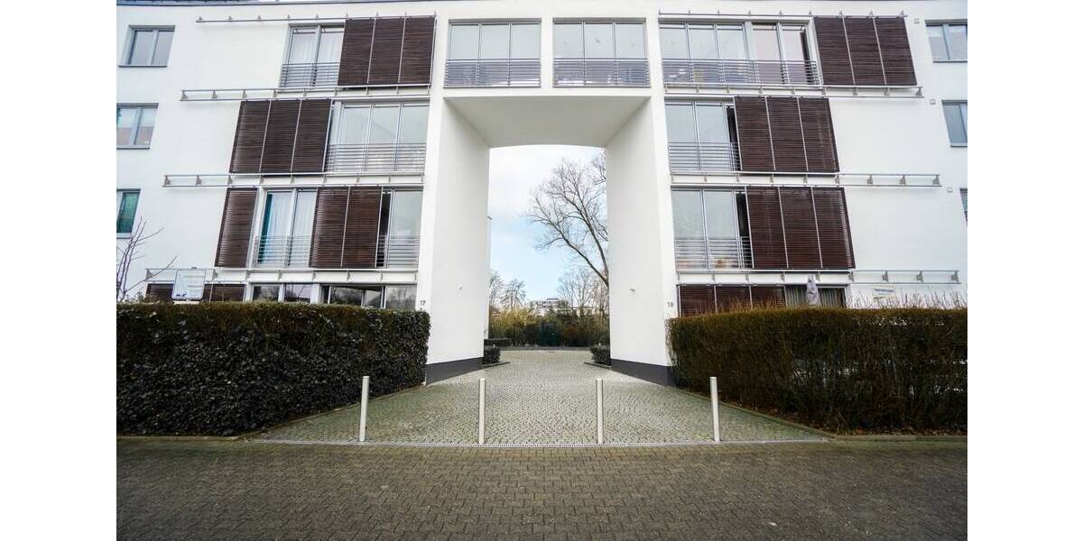 Etagenwohnung Düsseldorf Niederkassel - 3 Zimmer, 110 m&sup2;, 2.365&euro; | Angebot:26658605