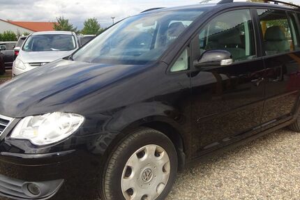 VW Touran 208.453 km 2.300 &euro; Dresden 01219