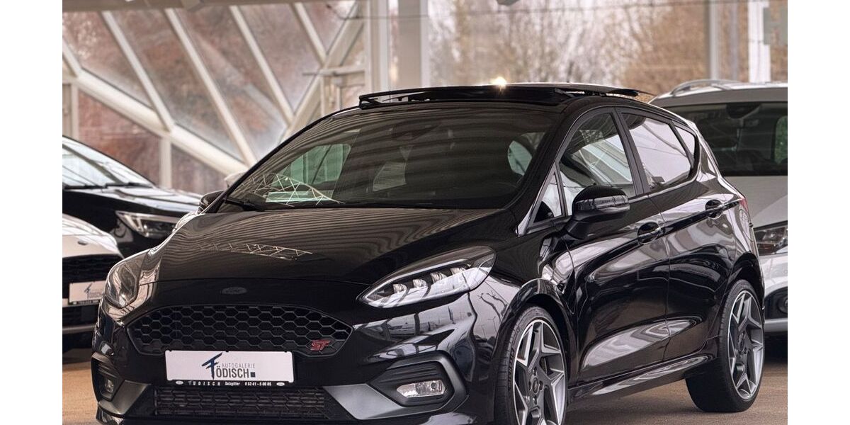 Ford Fiesta 67.120 km 17.890 € Salzgitter 38228