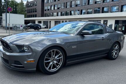 Ford Mustang 20.400 km 31.900 &euro; Hamburg 22453