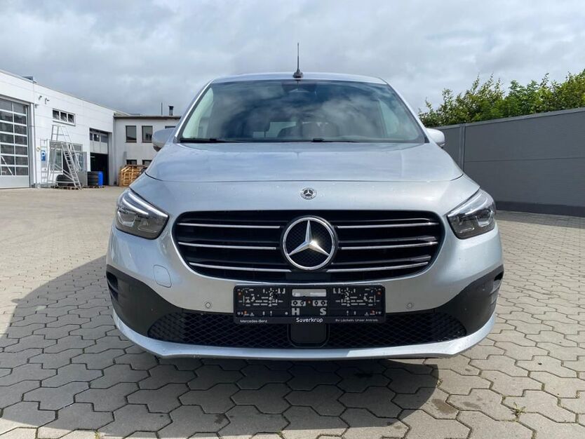 Mercedes-Benz T-Klasse 15.500 km 25.780 € Kiel 24109