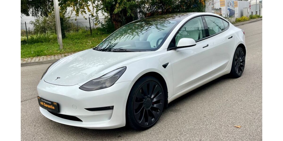 Tesla Model 3 84.000 km 27.490 &euro; Flörsheim am Main 65439