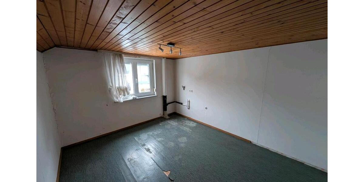 Einfamilienhaus Donzdorf - 5 Zimmer, 187 m&sup2;, 350.000&euro; | Angebot:26914132