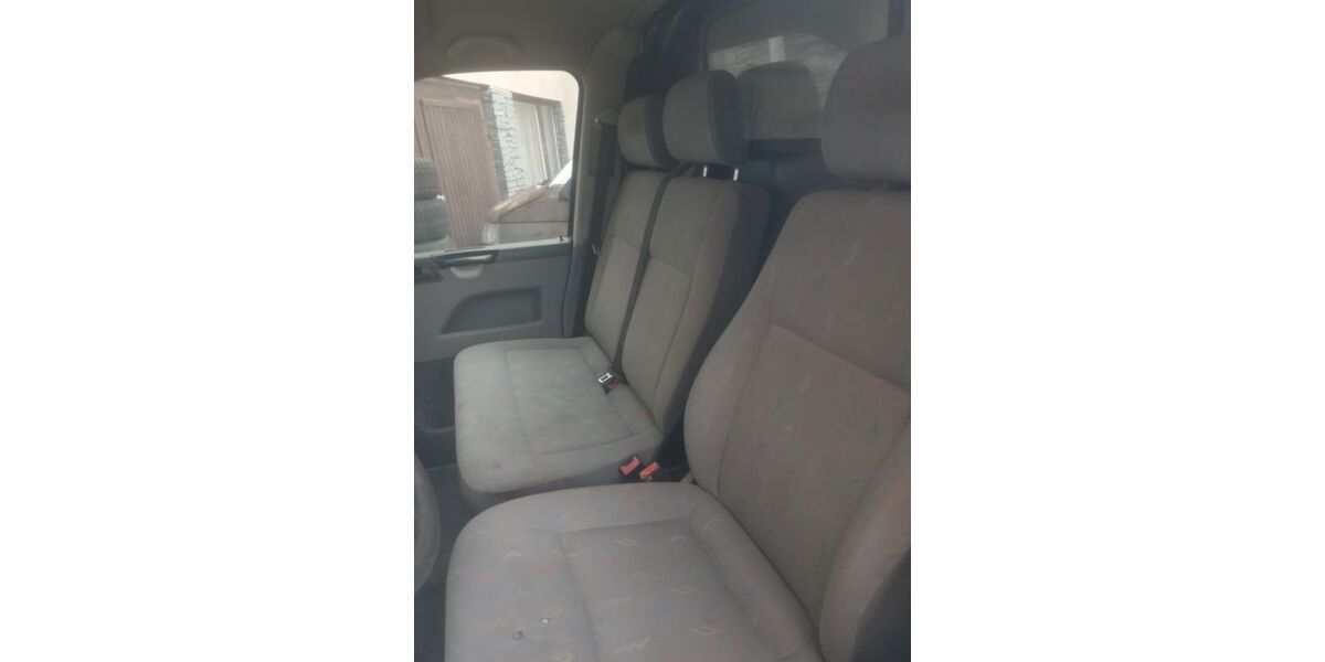 VW T5 Transporter 195.000 km 6.500 &euro; Schmölln 04626
