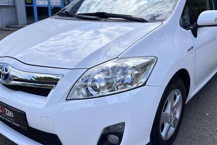 Toyota Auris 129.000 km 8.900 &euro; Essingen 73457