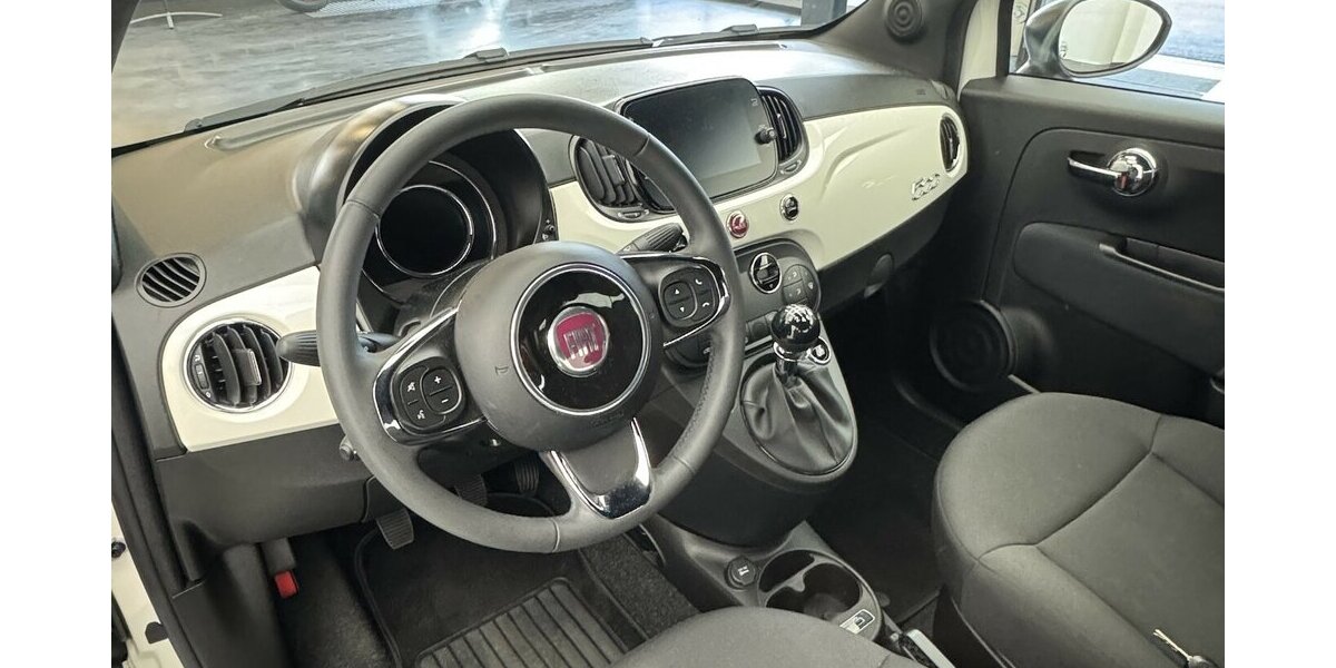 Fiat 500 1.0 Dolcevita Mild-Hybrid CarPlay 1. Hand 25.490 km 11.890 &euro; Lich 35423
